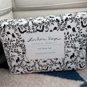New London Kaye Halloween Ghost Bed Sheet Set
